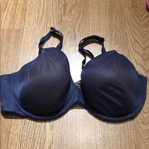 Victoria’s Secret 38DD bra